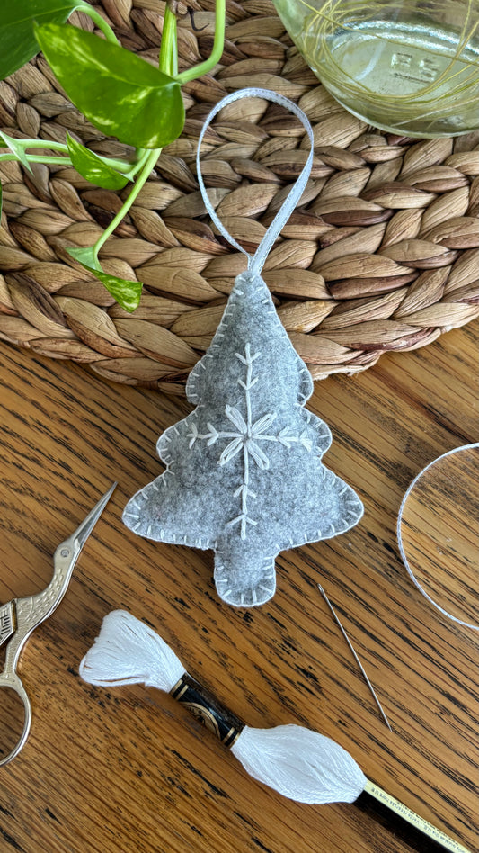 Slow Stitched Felt Christmas Ornaments Craft Kit